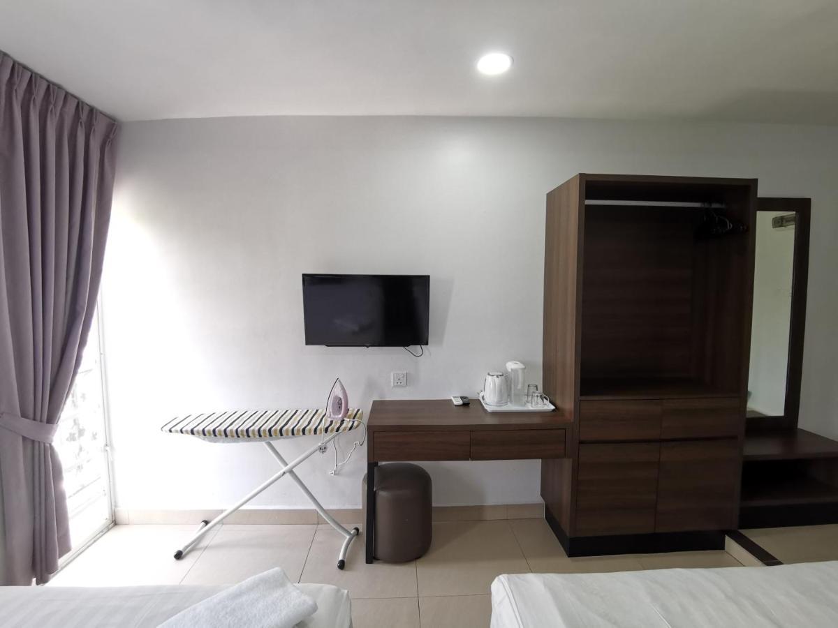 Beryll Boutique Hotel ไซเบอร์จายา ภายนอก รูปภาพ