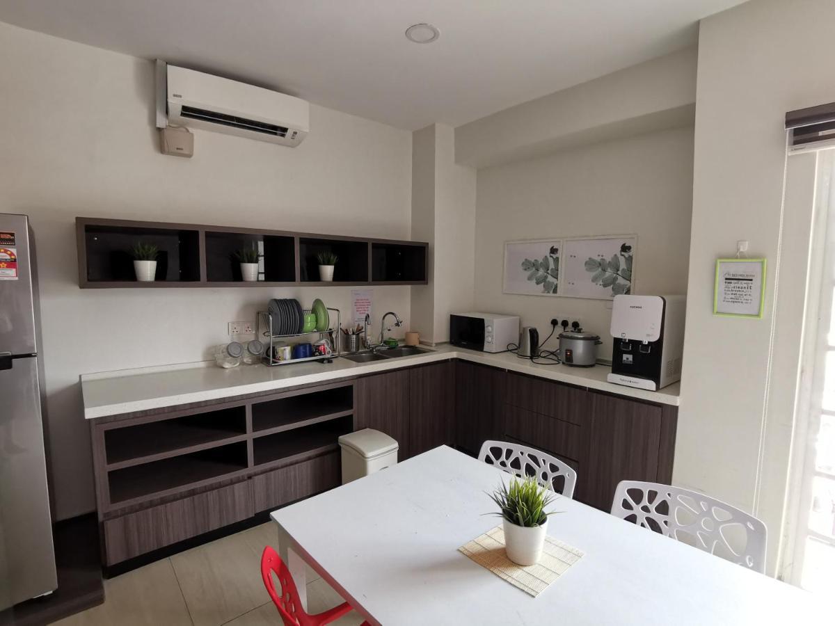 Beryll Boutique Hotel ไซเบอร์จายา ภายนอก รูปภาพ