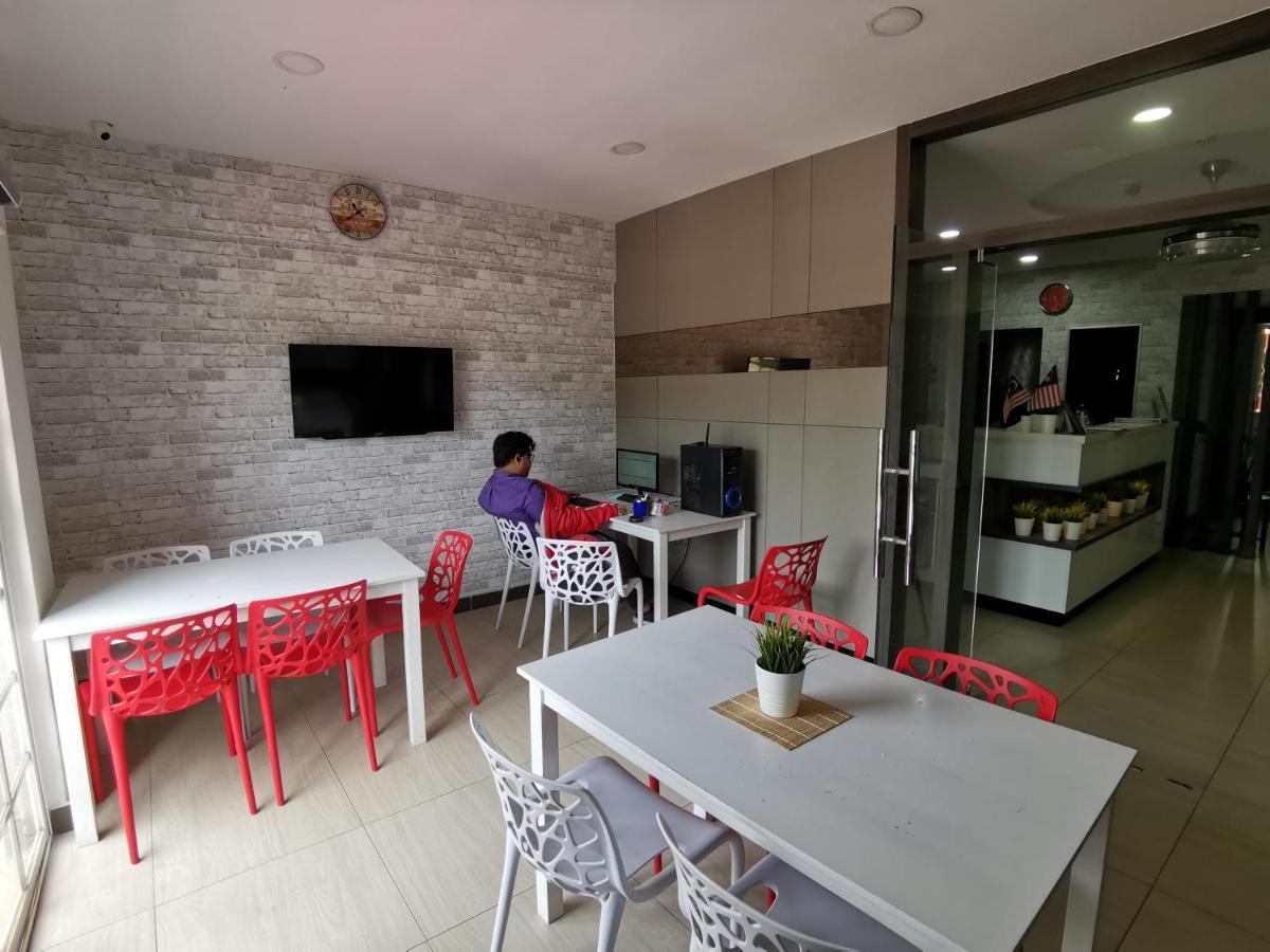Beryll Boutique Hotel ไซเบอร์จายา ภายนอก รูปภาพ