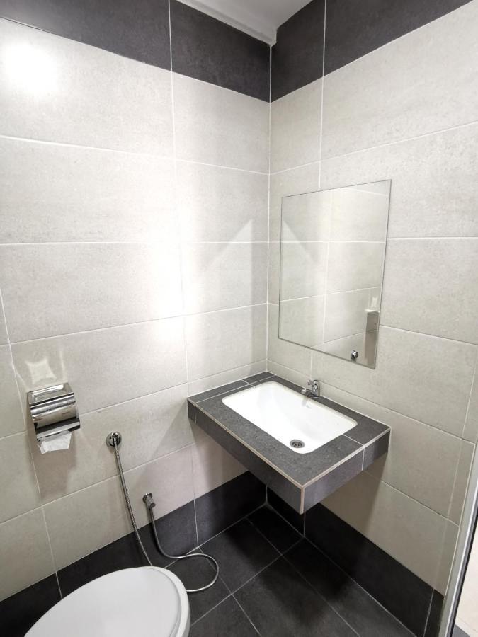 Beryll Boutique Hotel ไซเบอร์จายา ภายนอก รูปภาพ