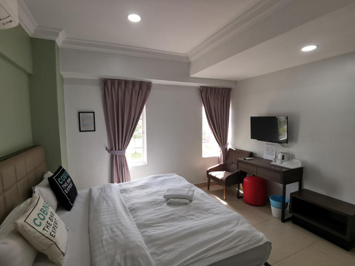 Beryll Boutique Hotel ไซเบอร์จายา ภายนอก รูปภาพ